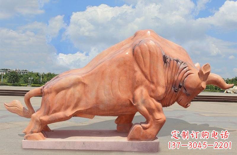 山西晚霞红拓荒牛石雕