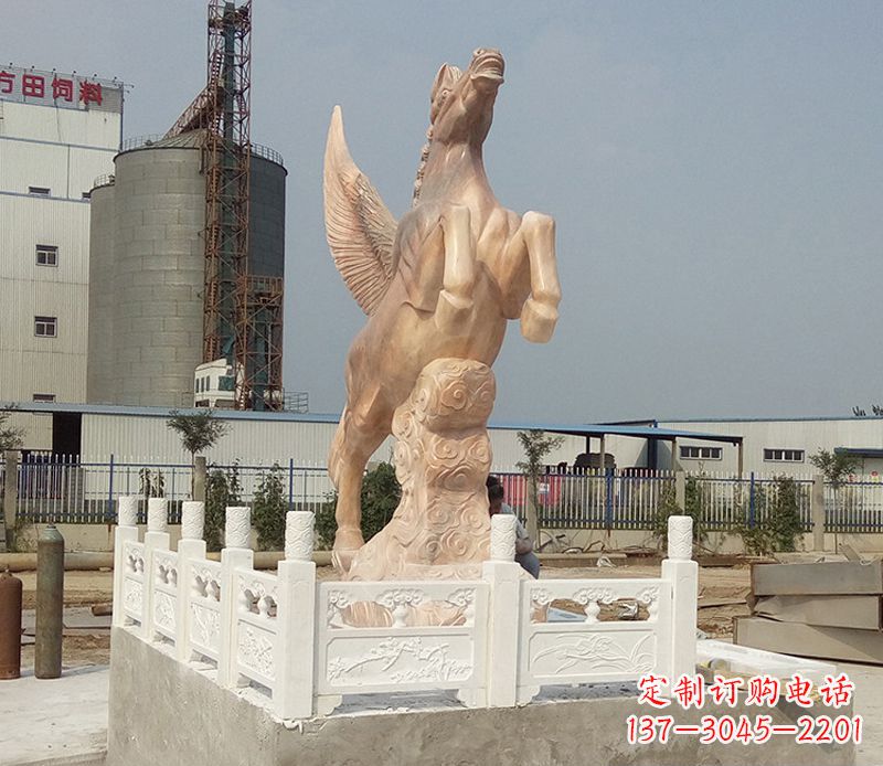 山西晚霞红祥云飞马企业景观石雕