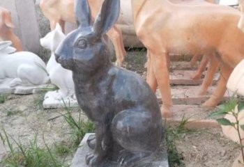 山西青石公园兔子雕塑，实惠的艺术装点