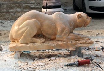 山西中领雕塑：精美雕刻豹雕塑