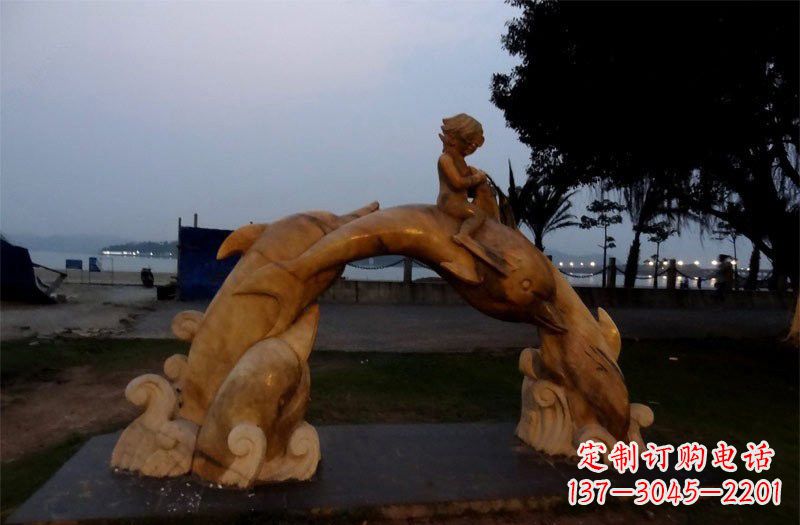 山西西方儿童骑海豚石雕