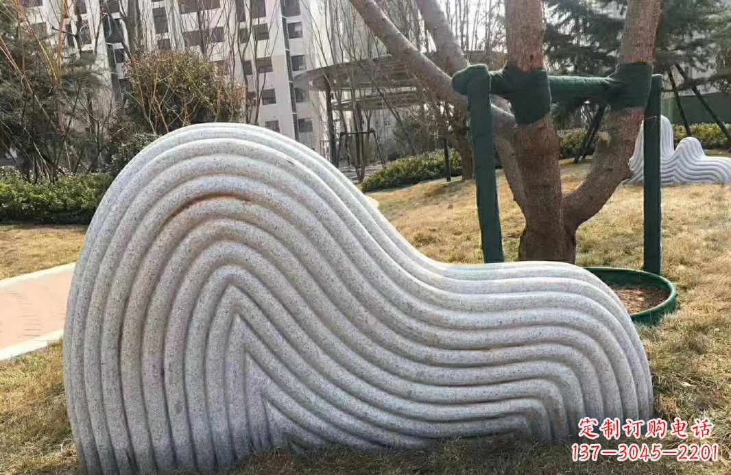 山西小区大理石纹理假山雕塑