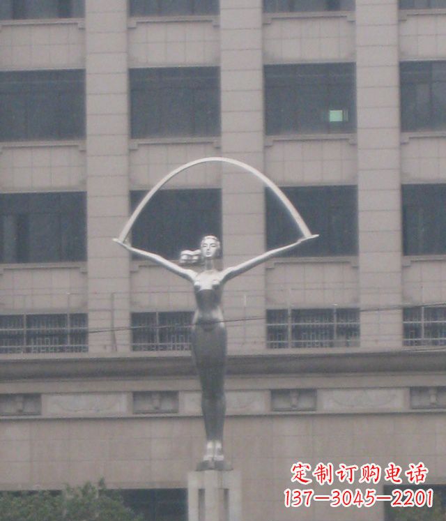 山西校园不锈钢女孩雕塑