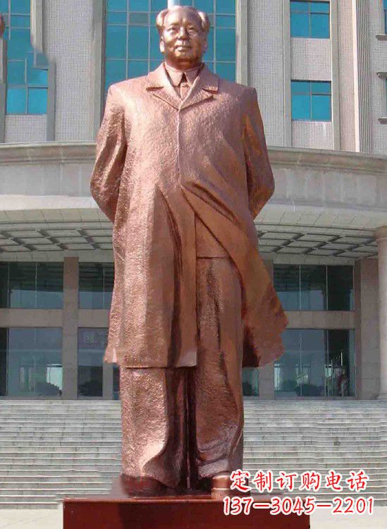 山西校园毛主席铜像