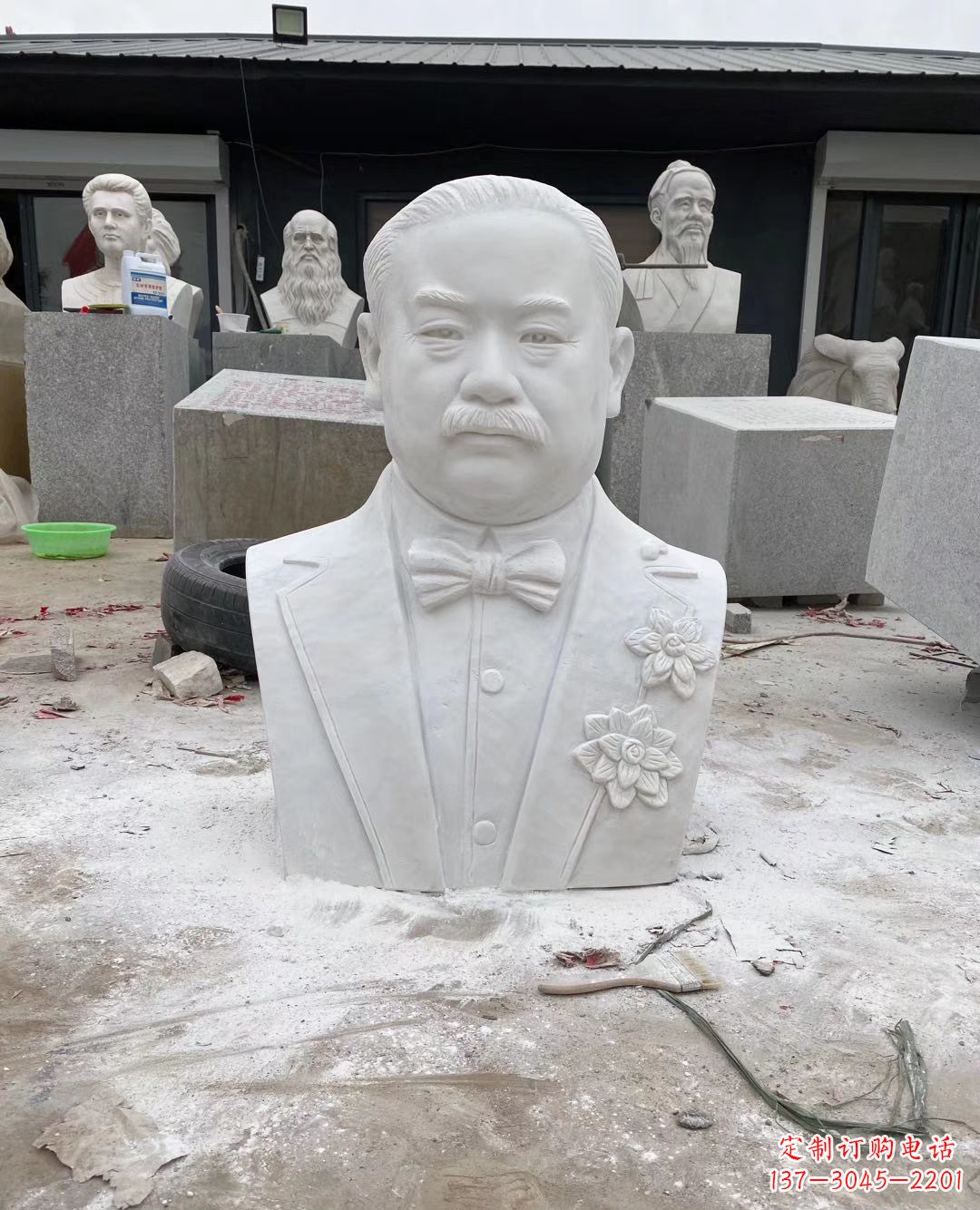 山西校园名人詹天佑头像石雕