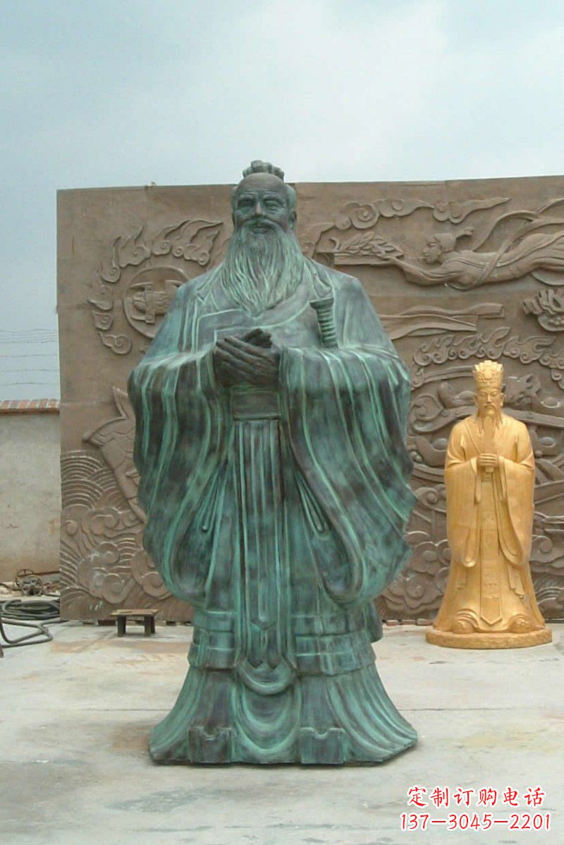 山西校园青铜仿古孔子