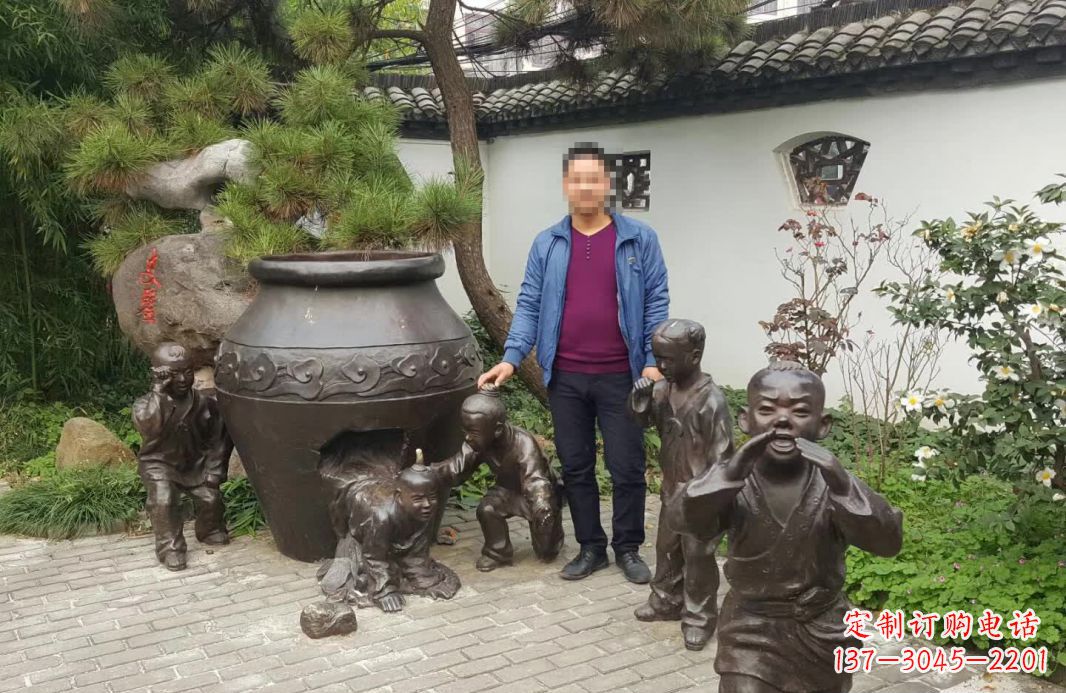 山西园林司马光砸缸铜雕