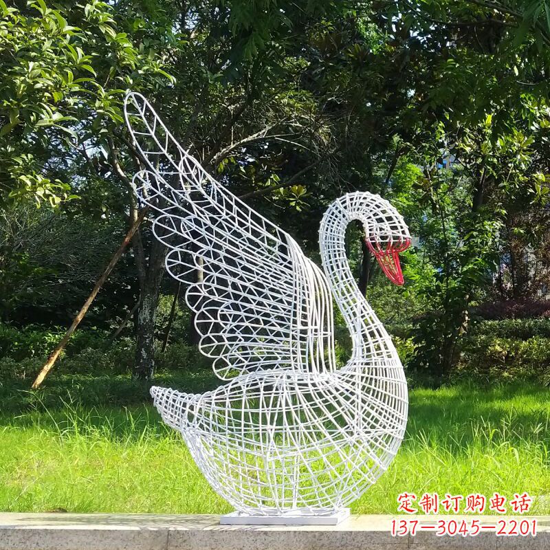 山西展翅款网格天鹅雕塑(嘴部为实体)