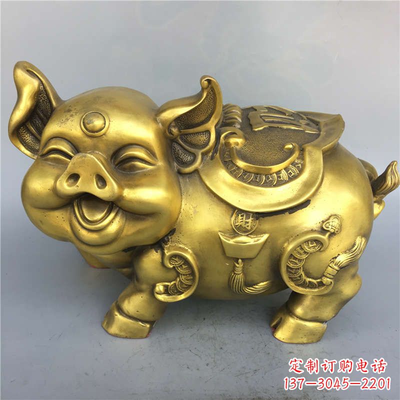 山西招财卡通猪铜雕-企业商场美陈动物生肖风水雕塑摆件
