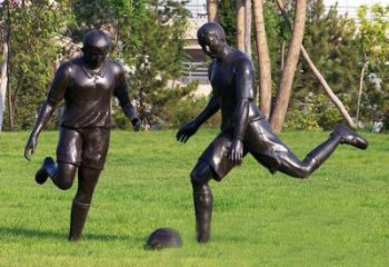 山西园林踢足球人物铜雕