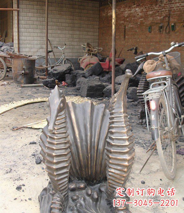 山西铸铜海马小区动物铜雕