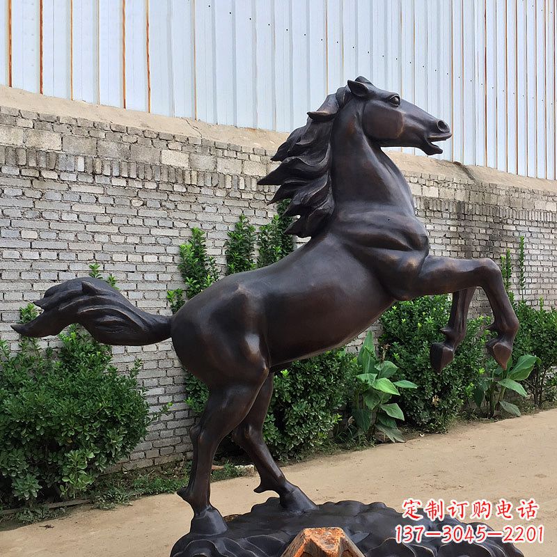 山西铸铜马儿雕塑