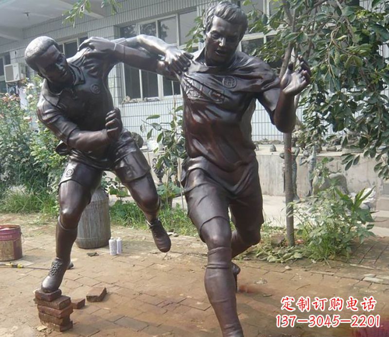 山西足球运动公园人物铜雕