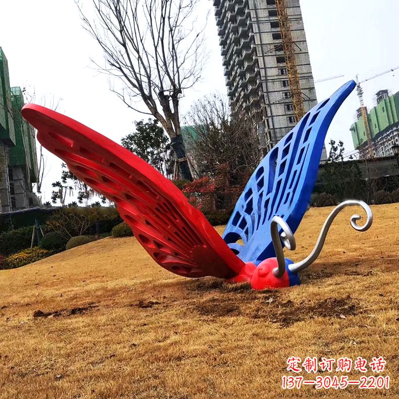 山西蝴蝶雕塑-不锈钢彩绘门口蝴蝶雕塑